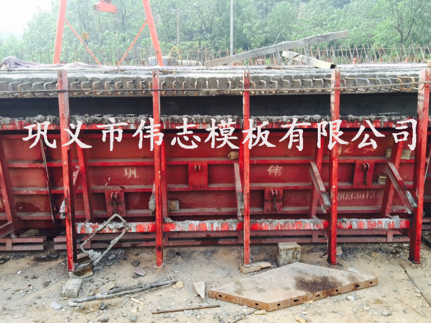 洛吉箱梁鋼模板