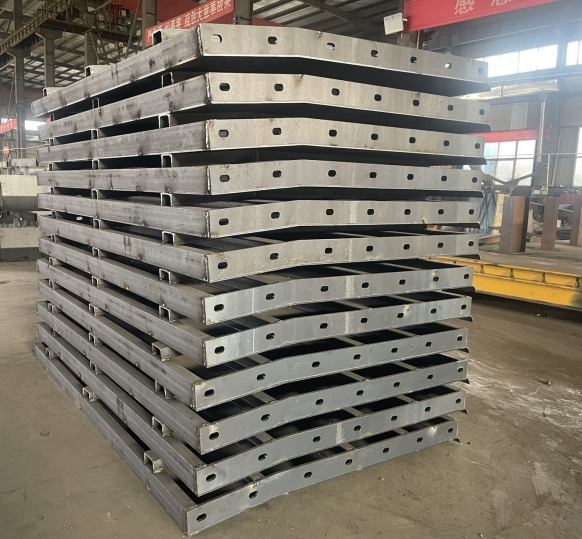 偉志模板可定制護欄模板